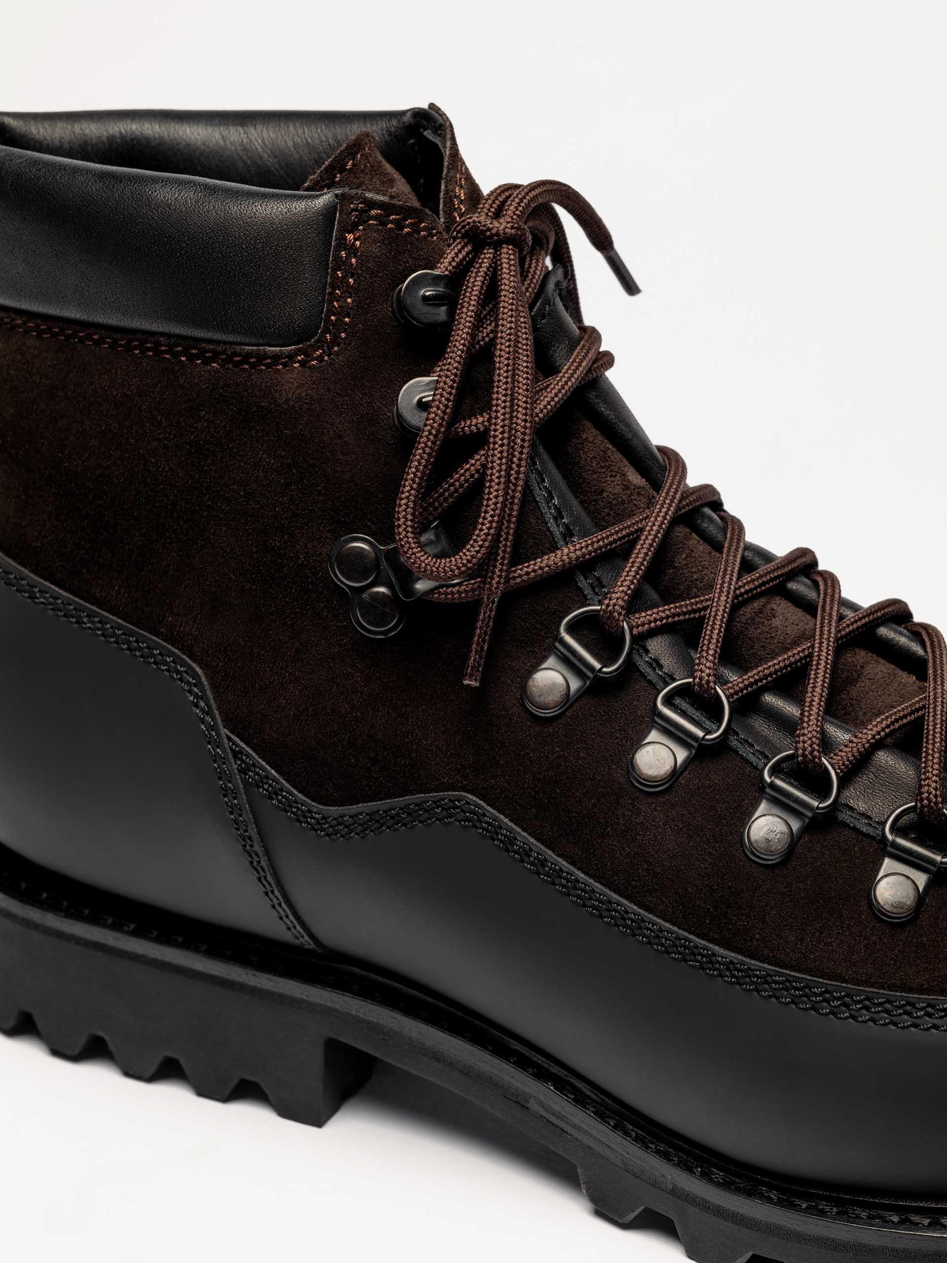 The Hiking Boot