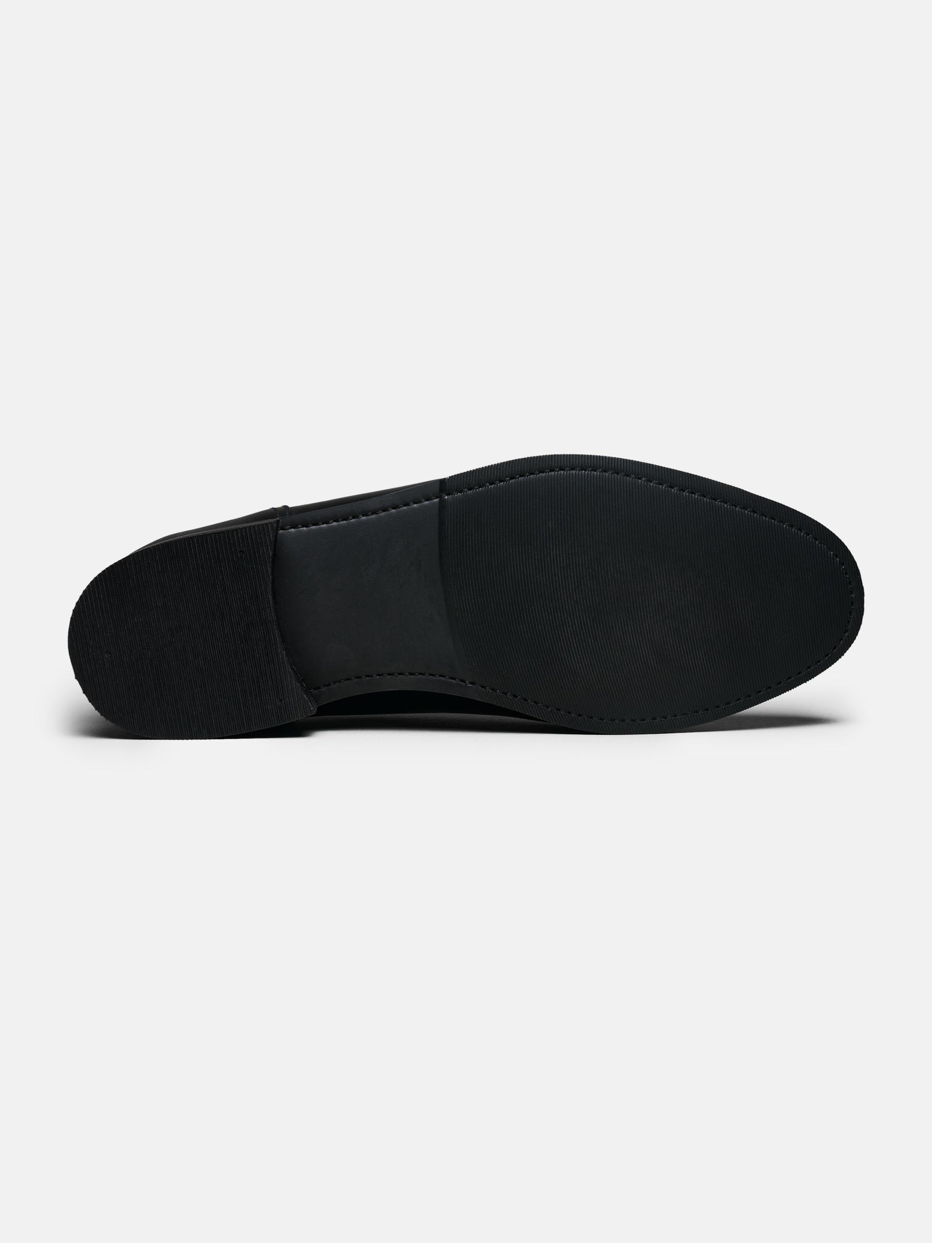 The Split Toe Derby