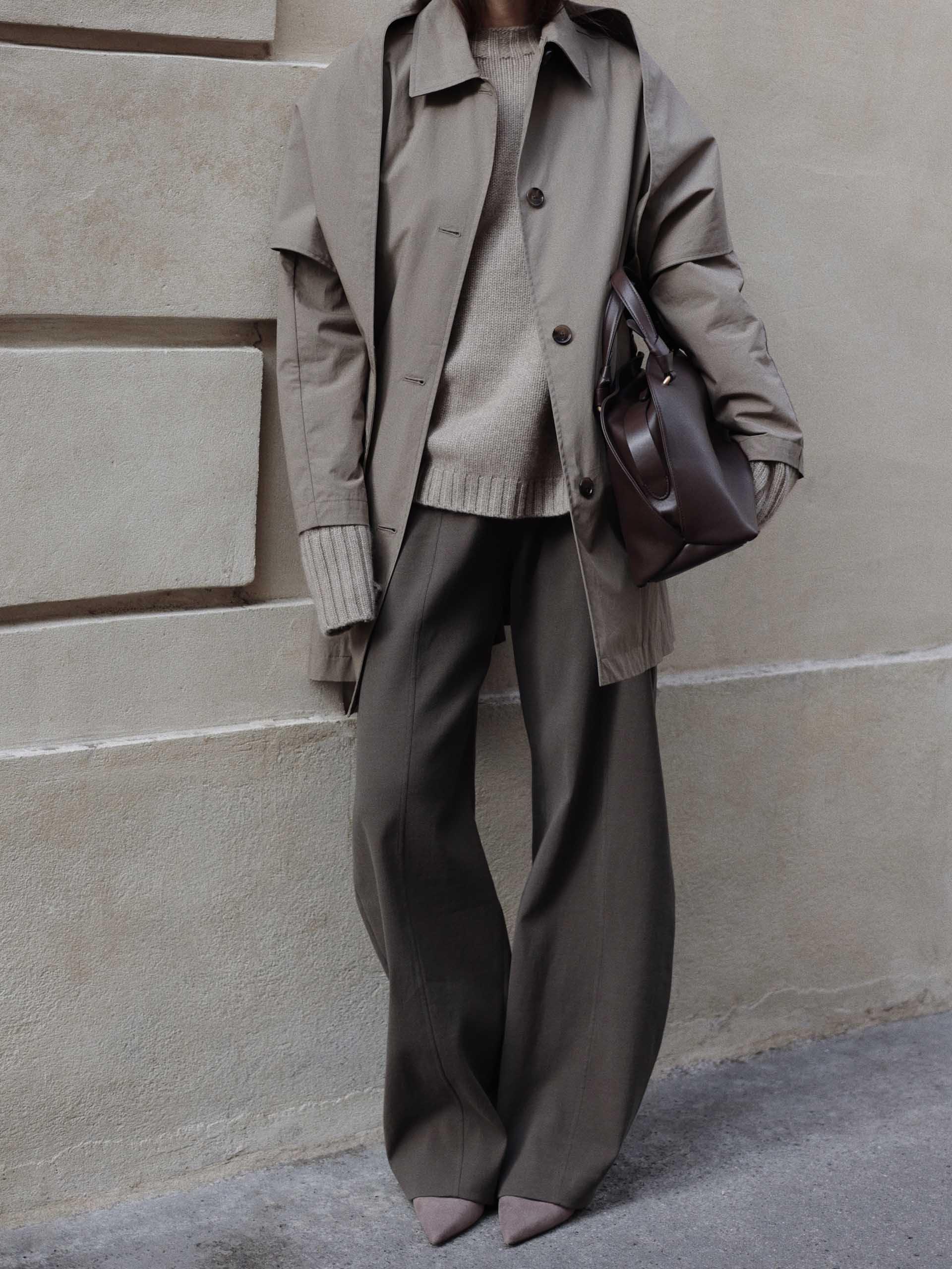 The Slingback Taupe Suede 2