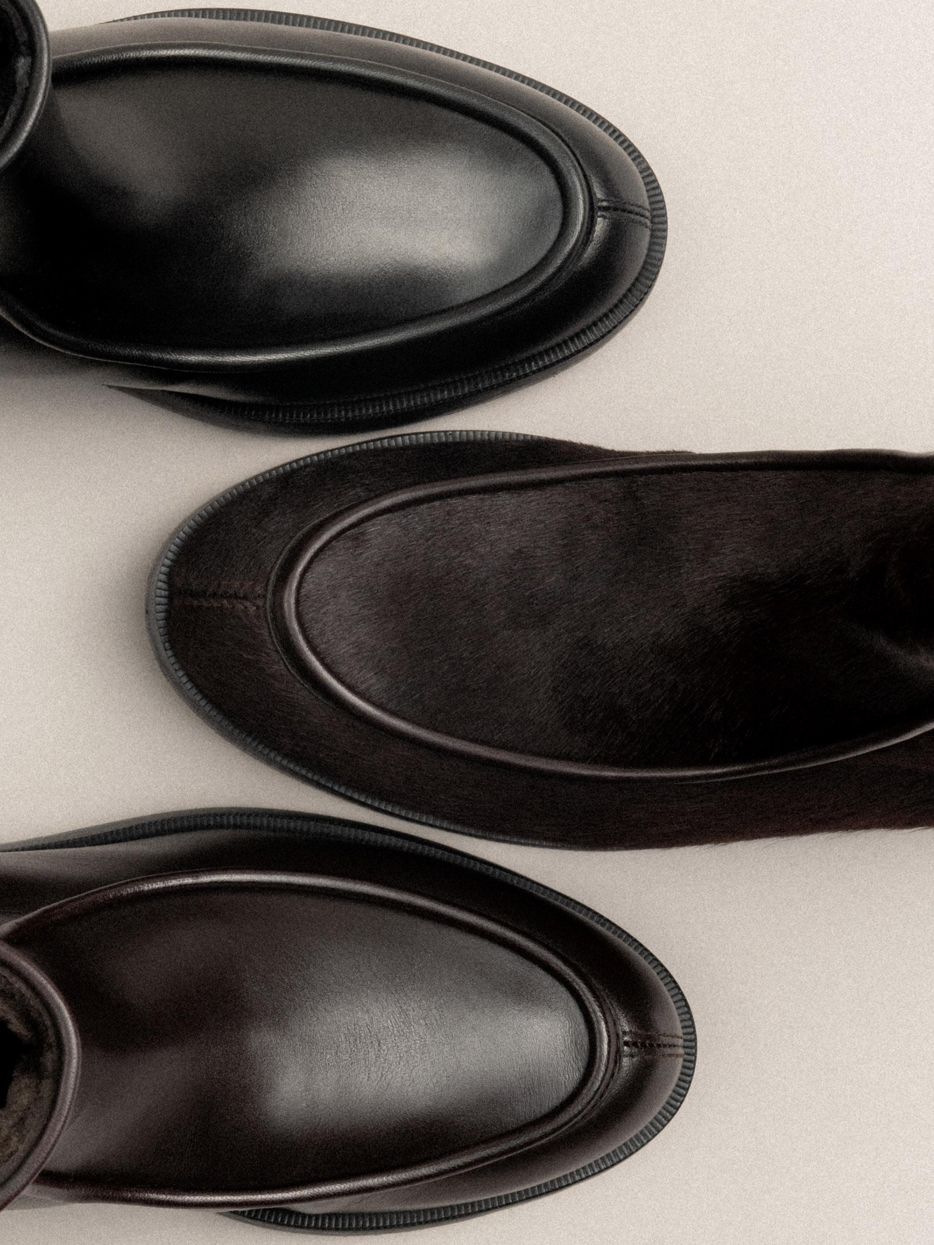 The Chalet Boot