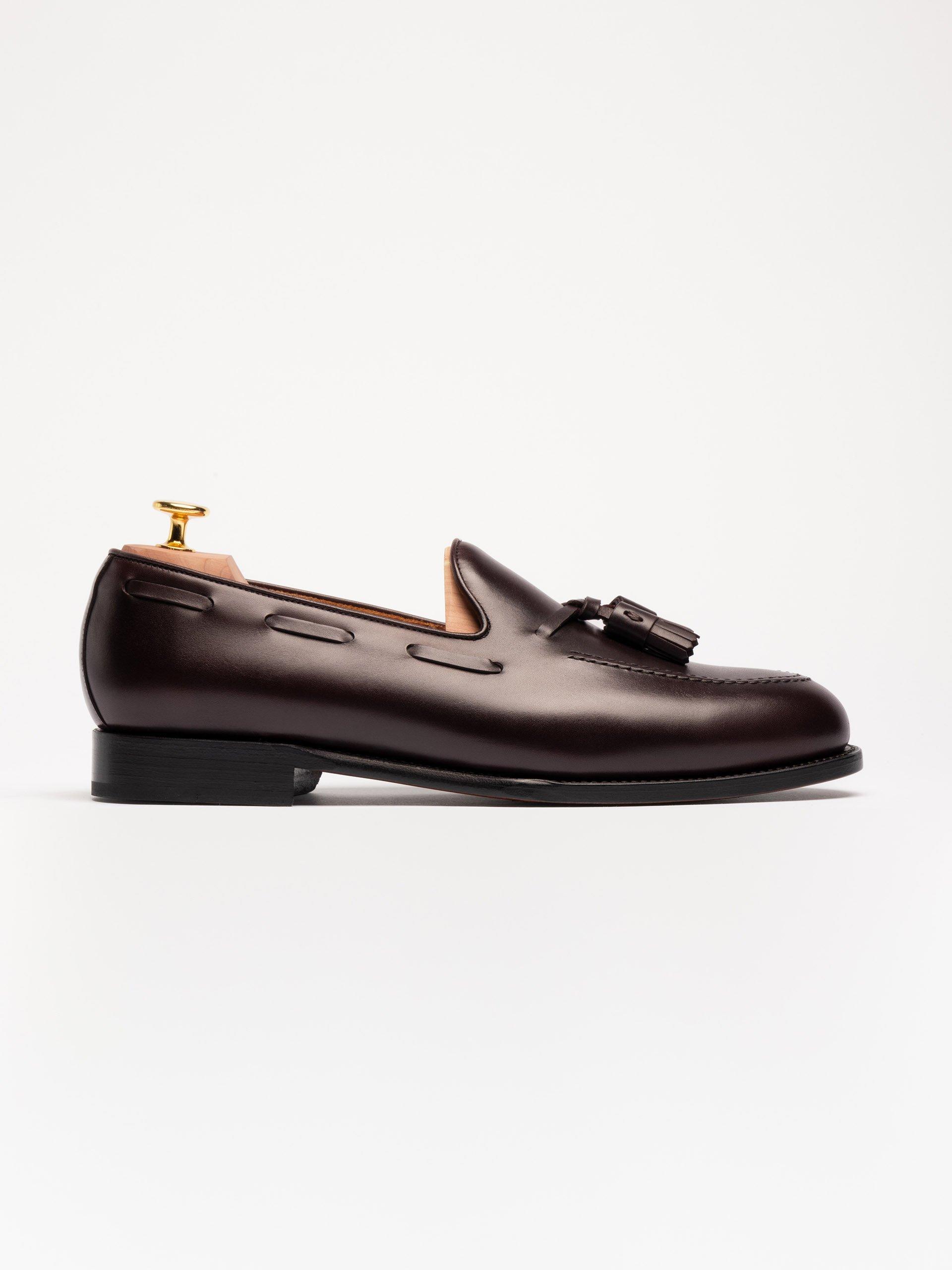 The Tassel Loafer - Medium Wear and Tear Burgundy Calf 1