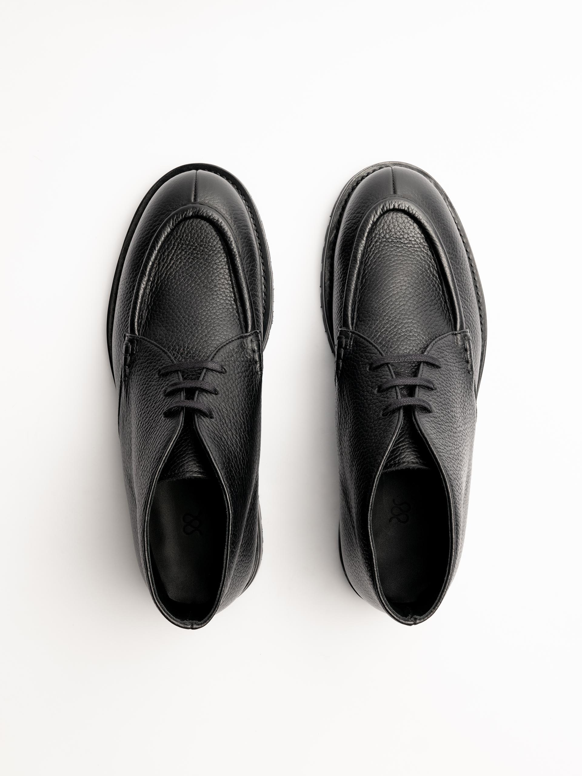 The Moc Toe Chukka