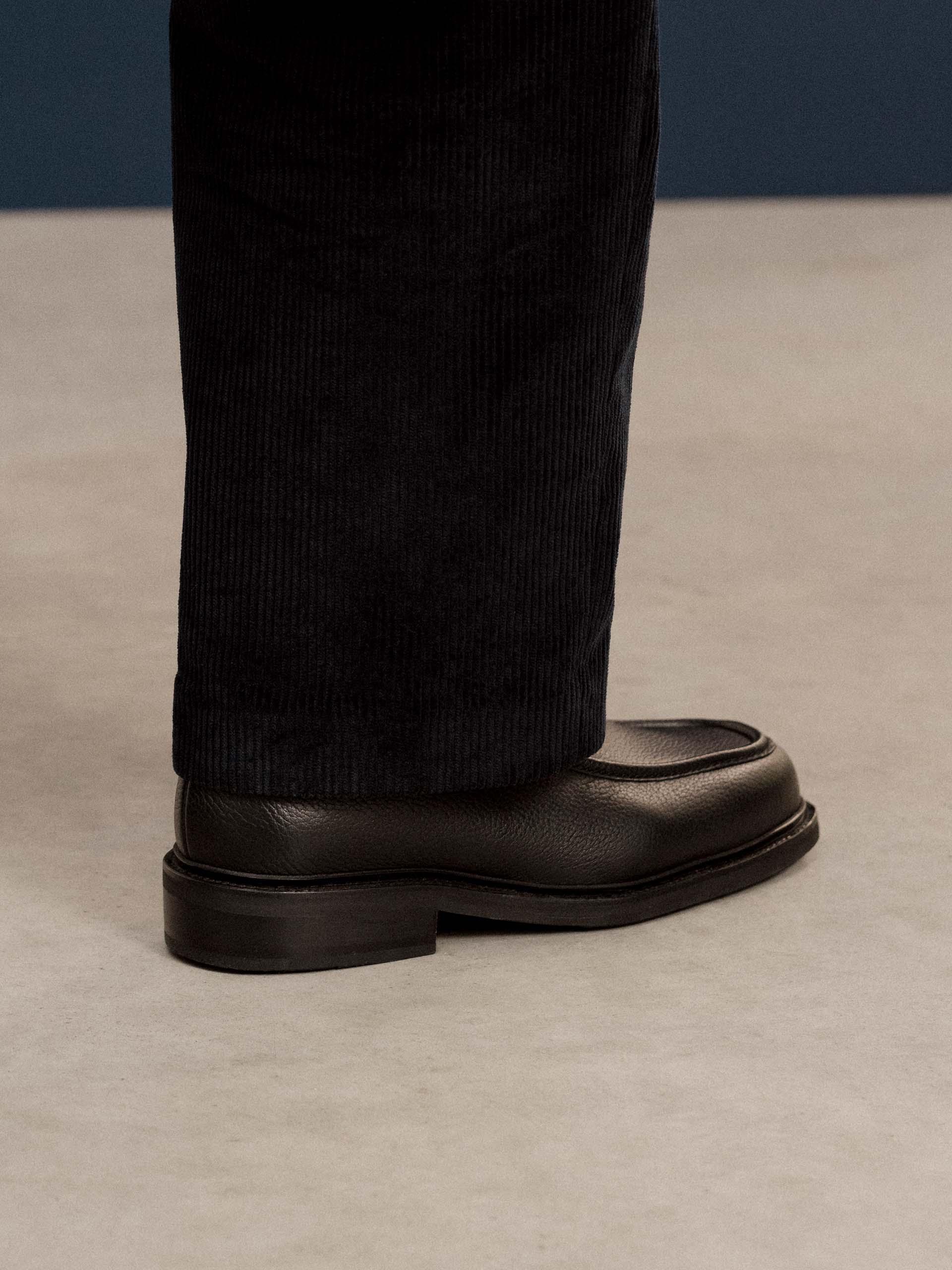 The Chalet Boot Black Grain 2
