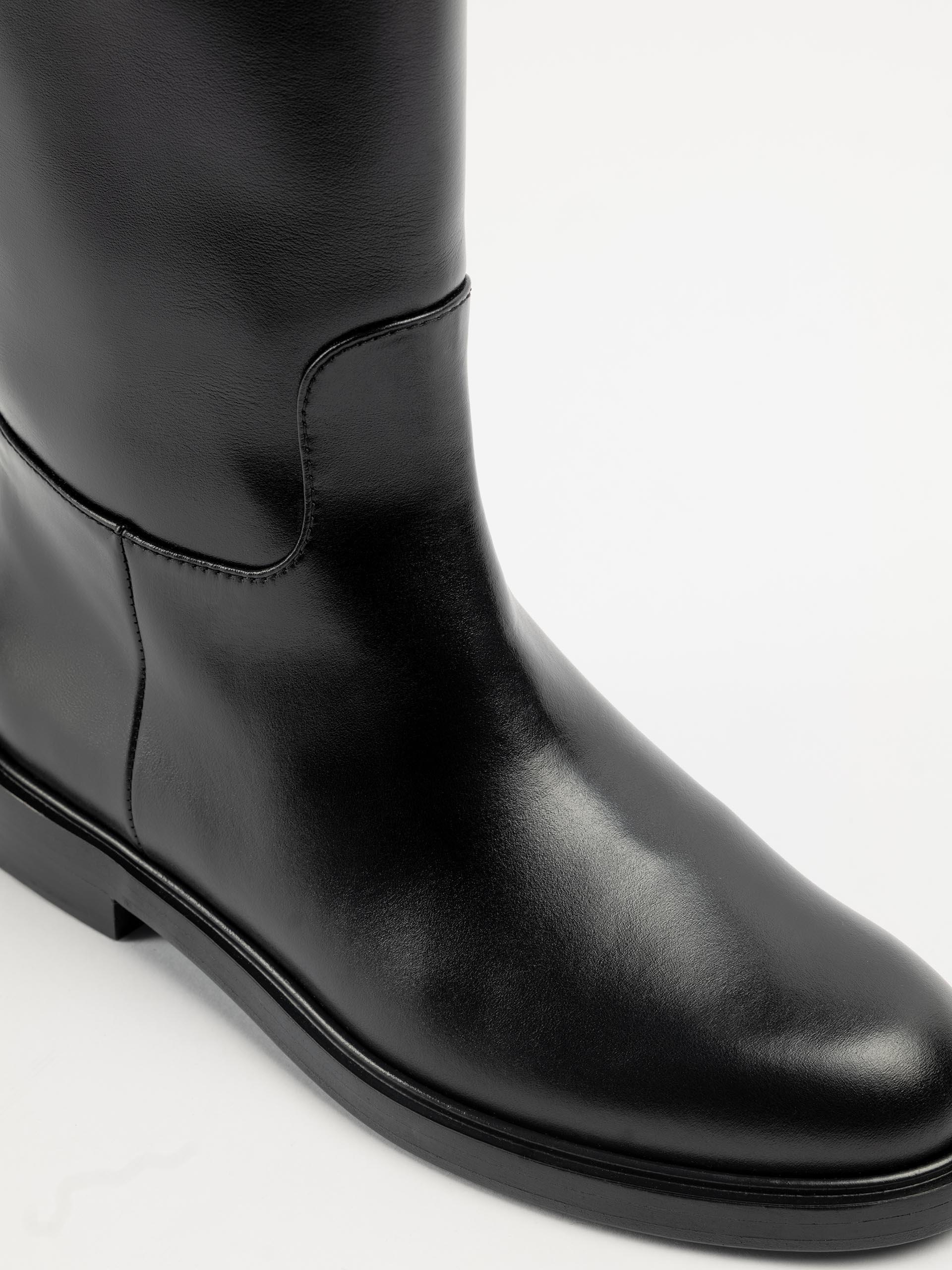 The Riding Boot