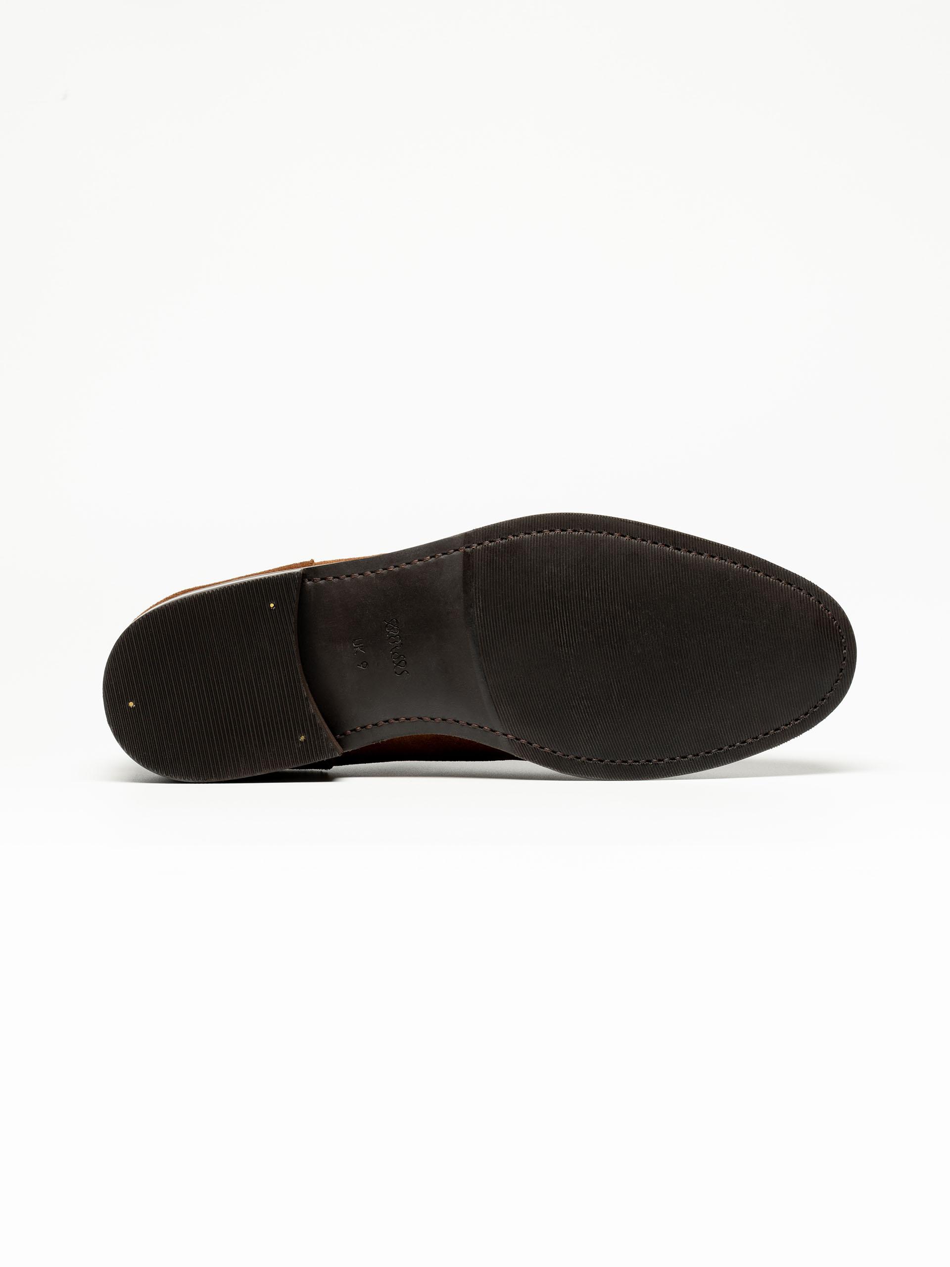 The Split Toe Derby