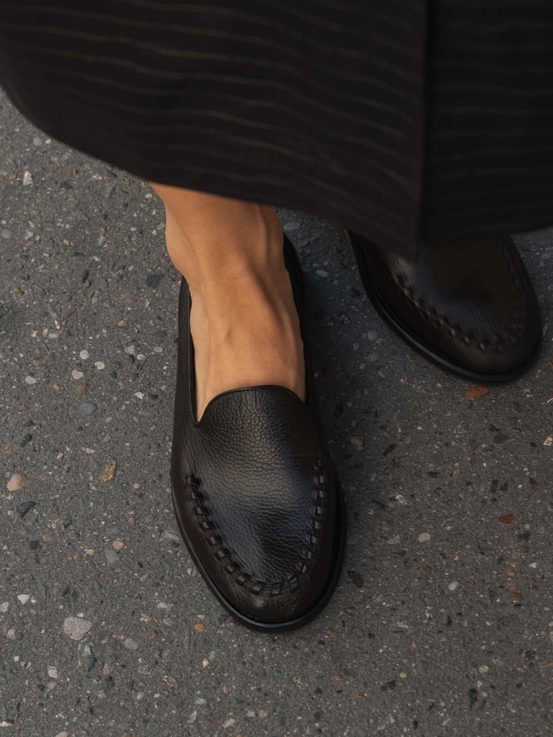 The Soft Moc Brown Grain 2
