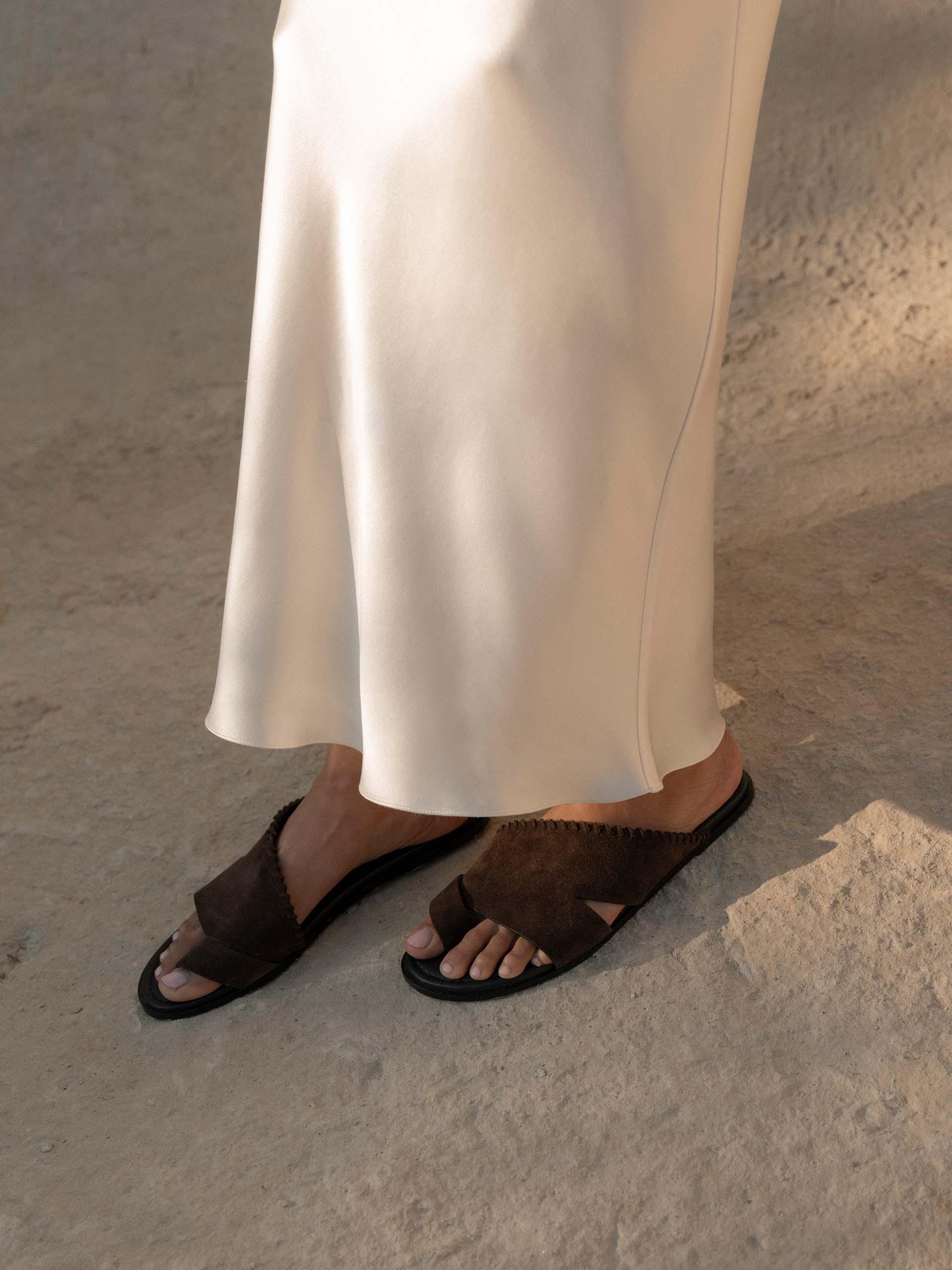 The Verona Sandal Brown Suede 2
