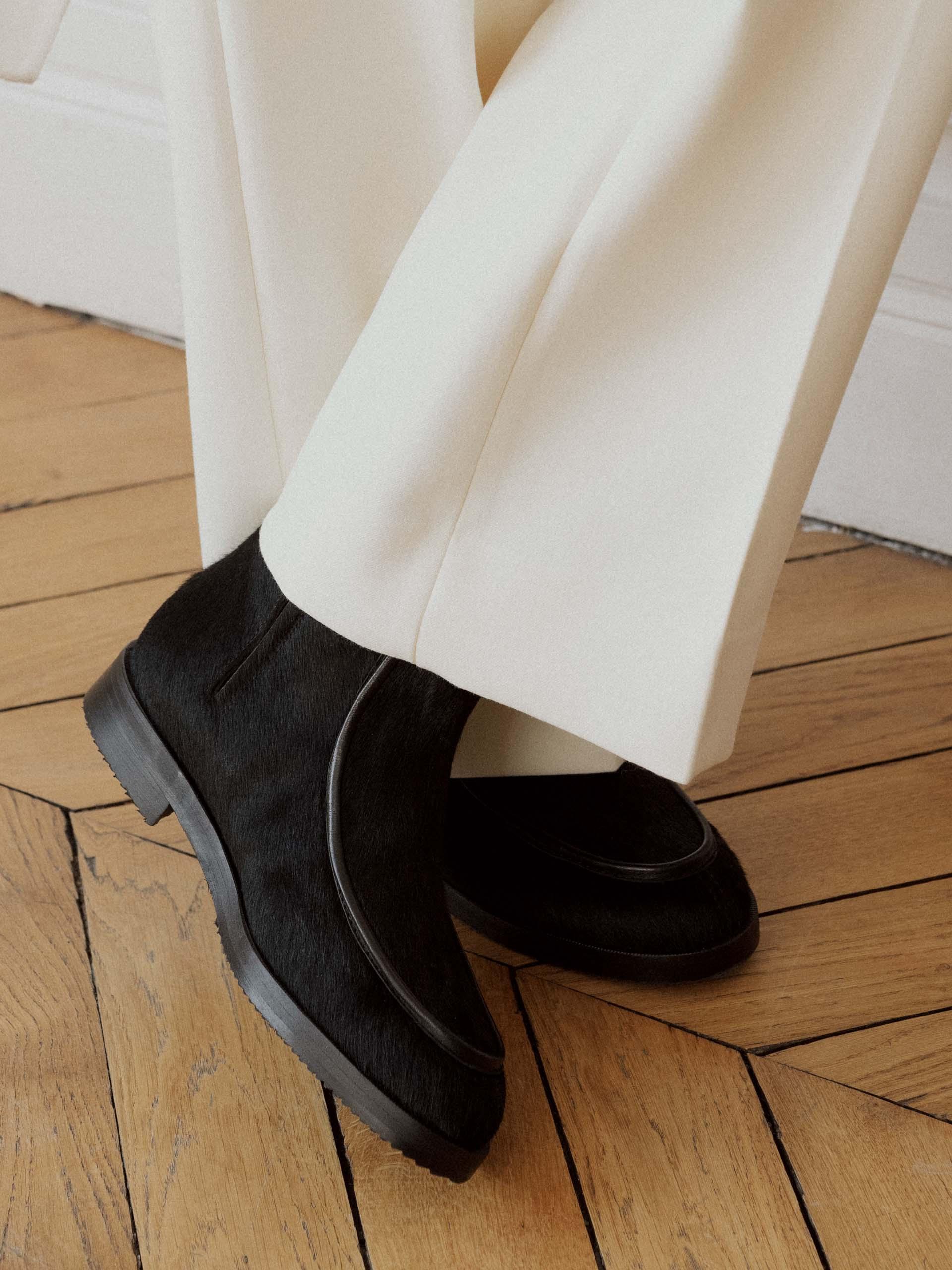 The Chalet Boot Black Pony Hair 2