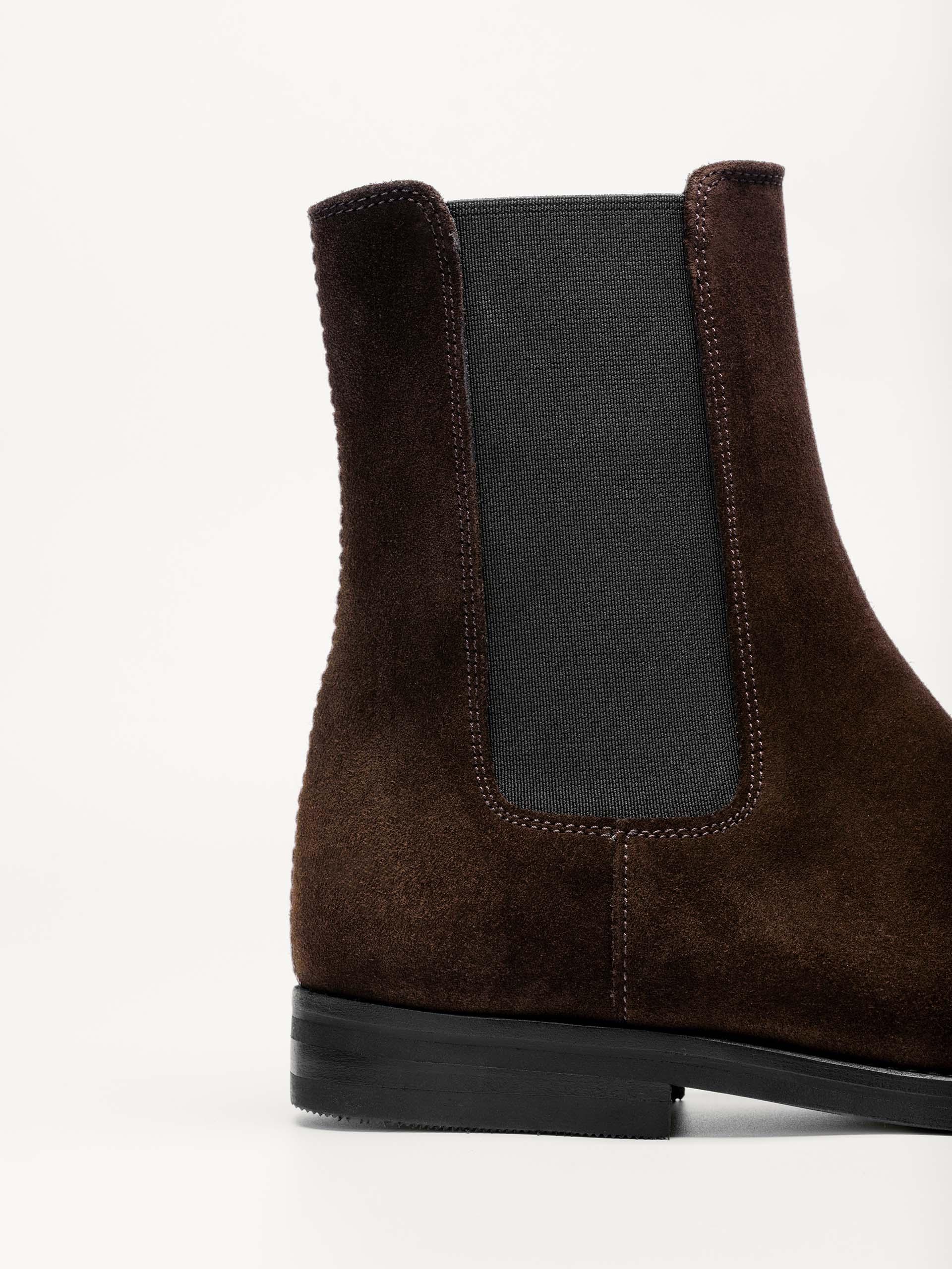 The Chelsea Boot