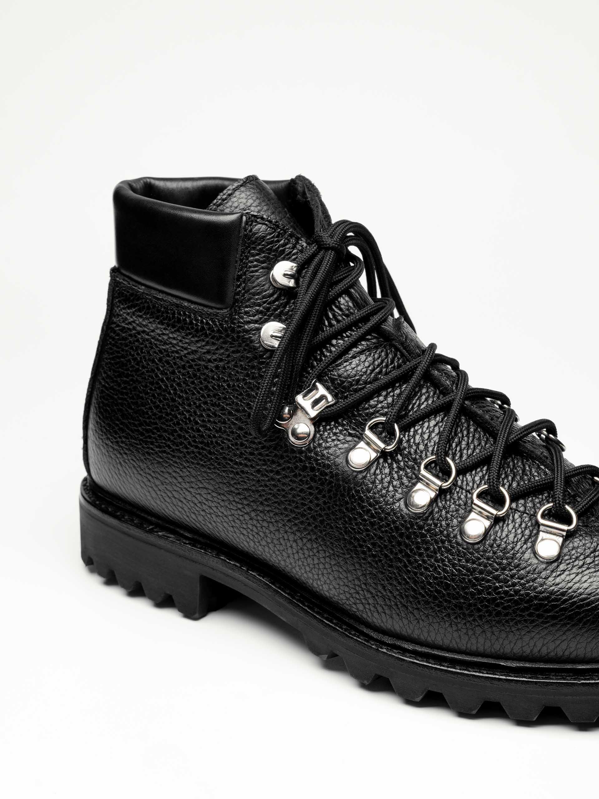 The Hiking Boot