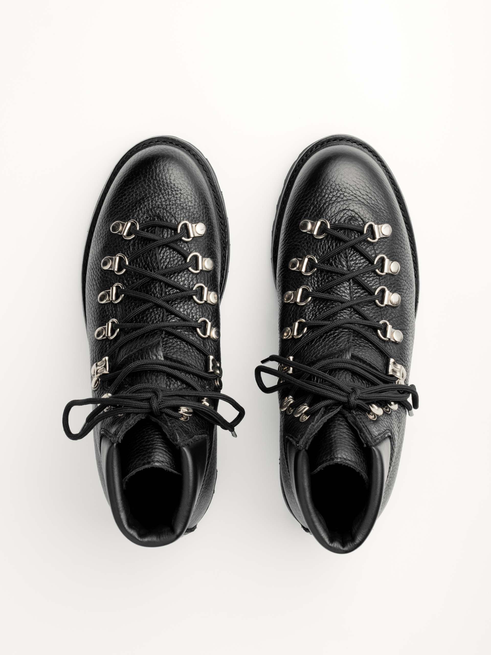 The Hiking Boot