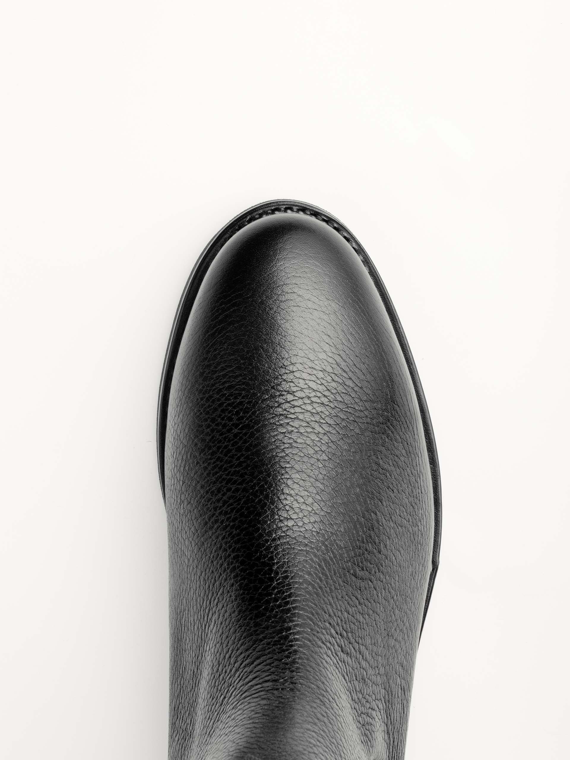 The Chelsea Boot