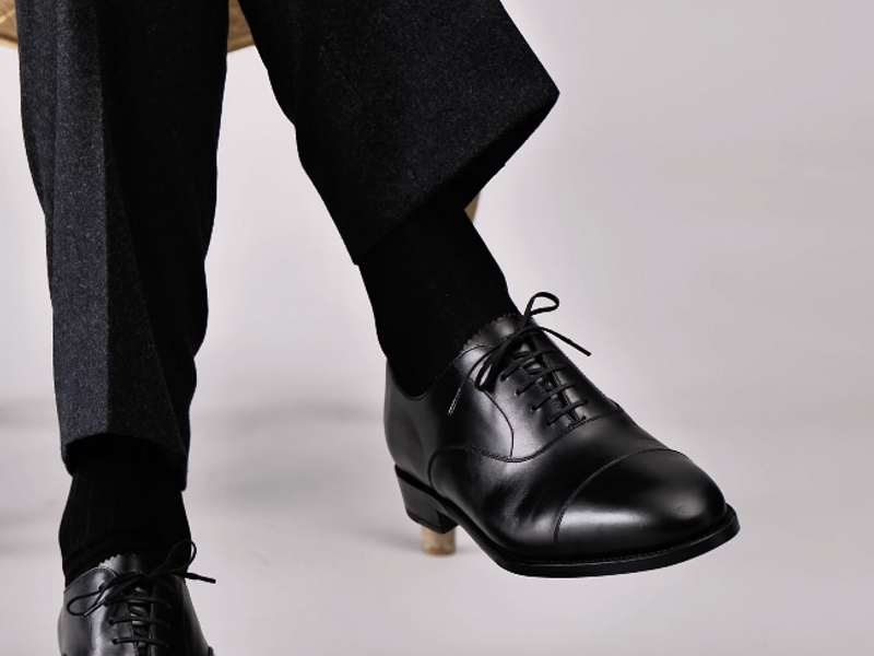 The Oxford - Black Calf | Goodyear Welted | MORJAS display picture 2