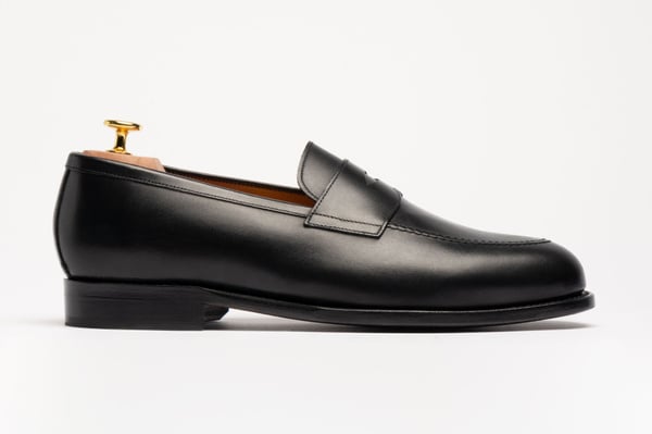 Black grain calf slip on loafer; great shape Pall Mall Loafers in Black Hatch Grain Calf with Shearling  main image 4